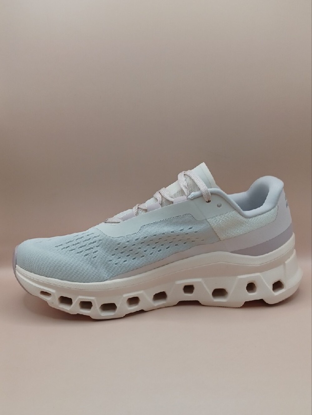 NWOB ON Cloudmonster Running Shoes-Moon/Fawn Size W:8.5 M:7 US 61.97785 - Picture 15 of 15